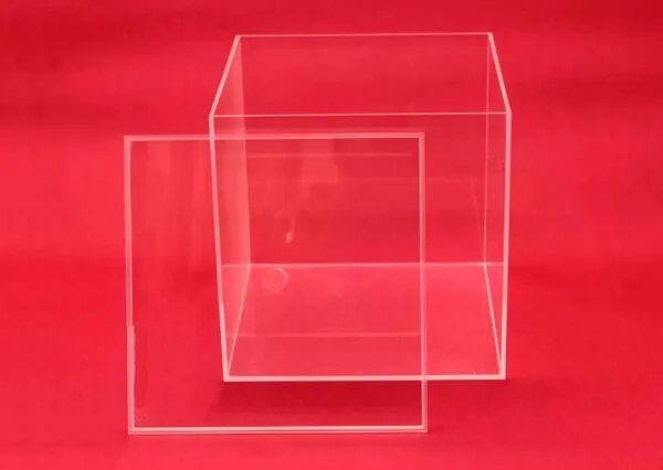 Caixa quadrada de metacrilat